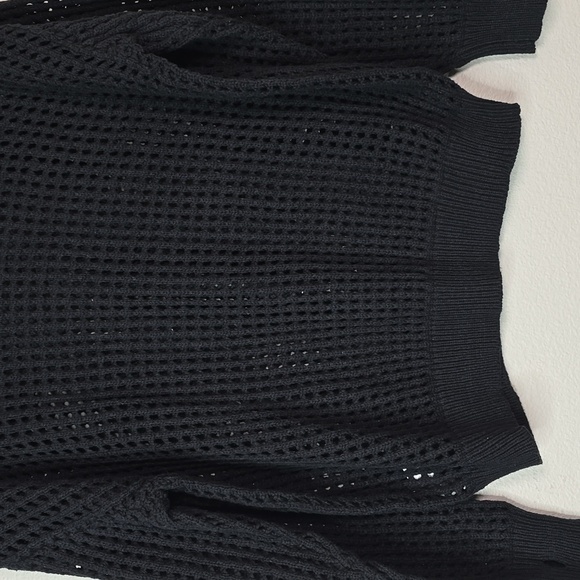 Charlotte avery solid  open weave  with thump holes pullover sweater  large NWT. - Picture 9 of 9